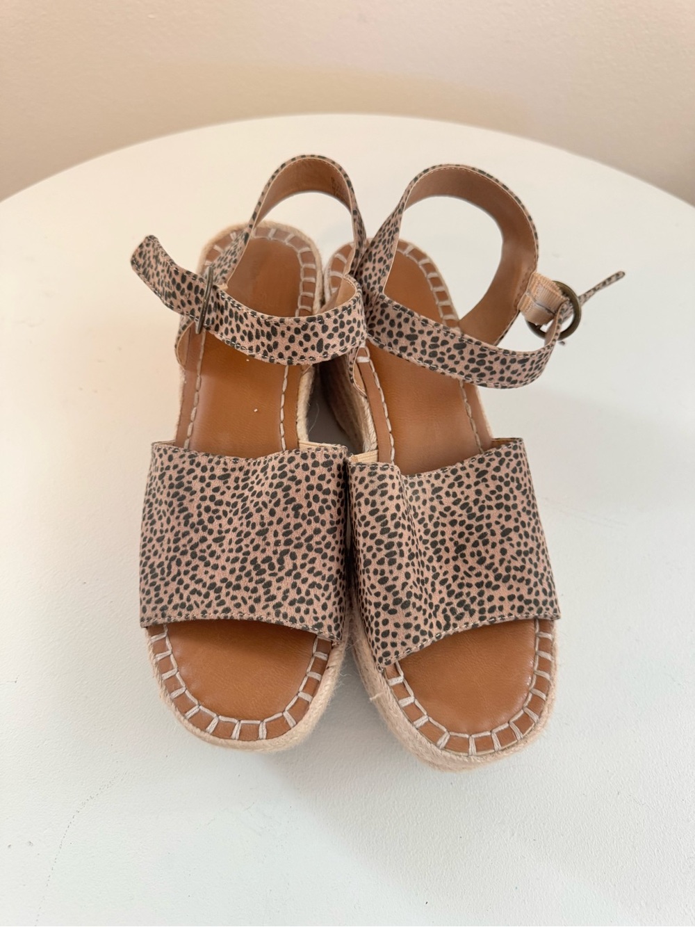 Universal Thread Leopard Print Tan Espadrille Sandals